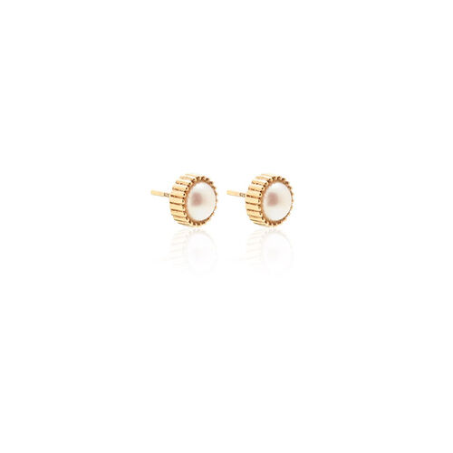 Silk & Steel Radiant Pearl Studs